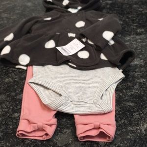 NWT Carters 3 piece outfit size 6 months